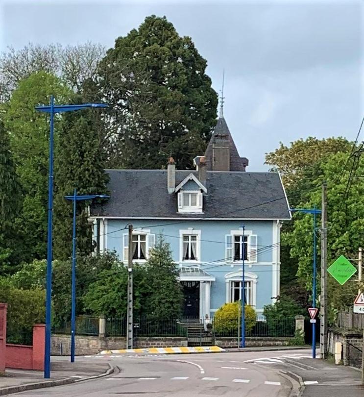 La Maison Bleue « La Charade » Thaon-les-Vosges Exterior photo